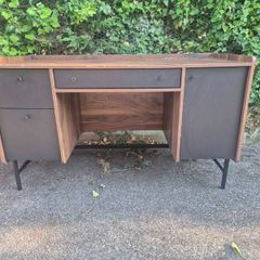 free desk