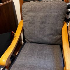 2 armchairs.