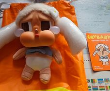 PopMart Crybaby Vacation Mode On Series in Chilling On The Beach