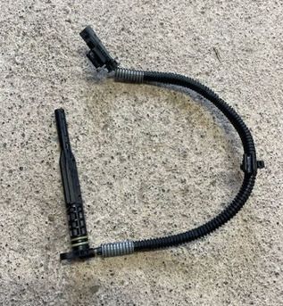 VOLVO D4 2016 oil level sensor