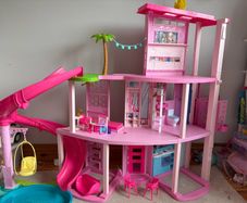 Barbie dream house
