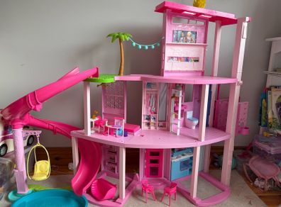 Barbie dream house