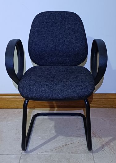 Teknik Fabric Meeting Room Chair