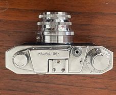 Compact film camera Halina 35x