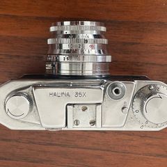 Compact film camera Halina 35x