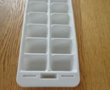 White Plastic Ice Cube Tray for Sale