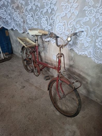 Old Raleigh  Bike