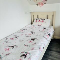 single kids bed with Respa mattress & locker