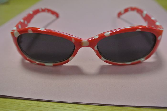 Kid's Polka-dot Sunglasses (with Case)