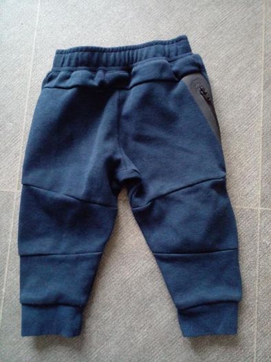 Nike tracksuit bottoms size 18 month