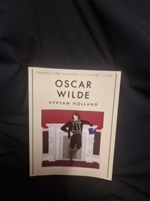 Oscar Wilde (Thames & Hudson Literary Lives) (Paperback)