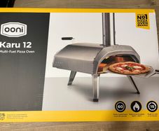 Ooni Karu 12 Pizza Oven