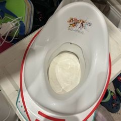 Toilet training seats