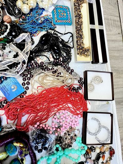 Large bundle of jewellery almost 12kg