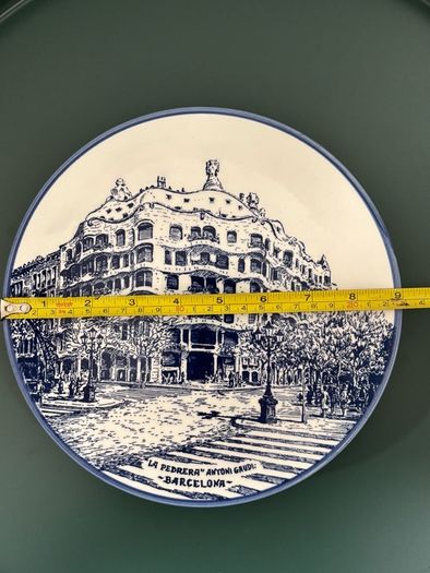 Decorative 'La Pedrera' by Gaudi Plate