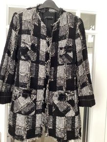 ladies Zara Black and White Coat. Size Small/ 8