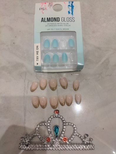 Girly bits