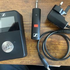 Sennheiser XSW Digital wireless guitar system