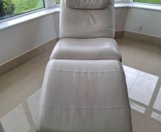 chaise lounge