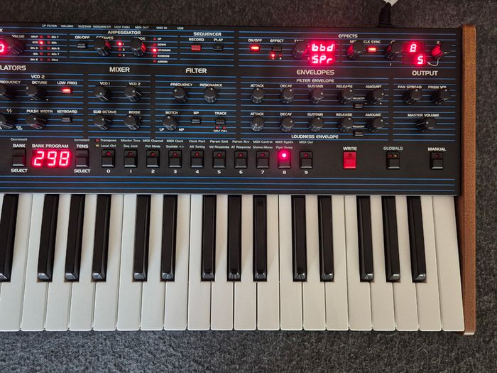 OB-6 Keyboard Synth