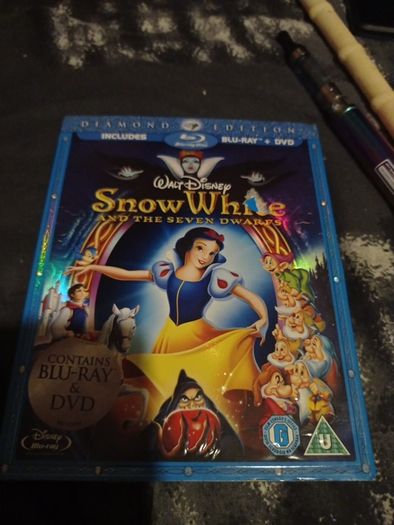 snow White blu