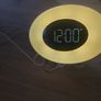 Digital alarm clock Image 9