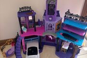 Monster high house