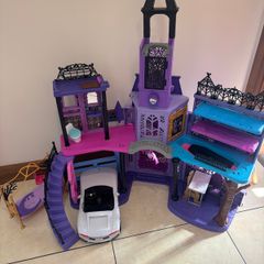 Monster high house