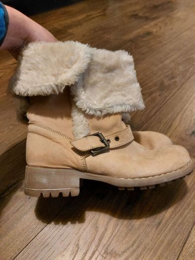 Suede boots- uk7