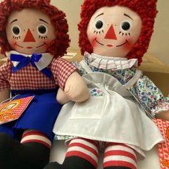 Knickerbocker Raggedy Ann and Andy dolls 1970 mint w box