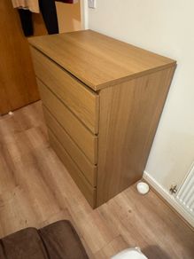 Chest/Cabinet of drawers