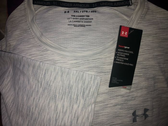 Under armour means running t-shirt size XXL brand new