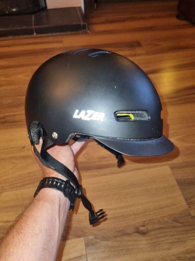 Lazer Amor 2.0 Cycling Helmet