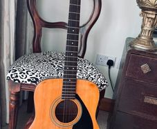 Legendary YAMAHA 12 string Acoustic Guitar