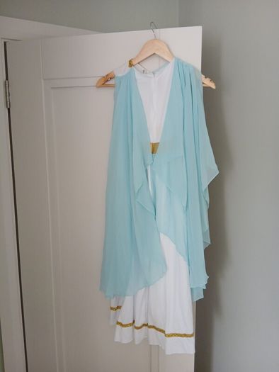 Halloween girl costume