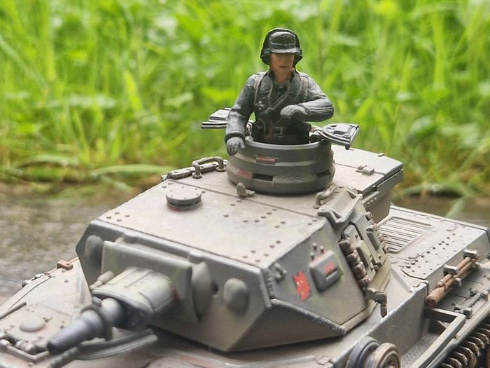 Unimax Forces of Valor 1:32 German Panzer IV F1 Tank model