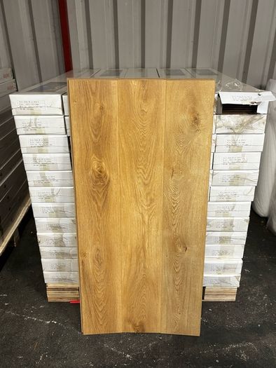 New 8mm laminated Flooring