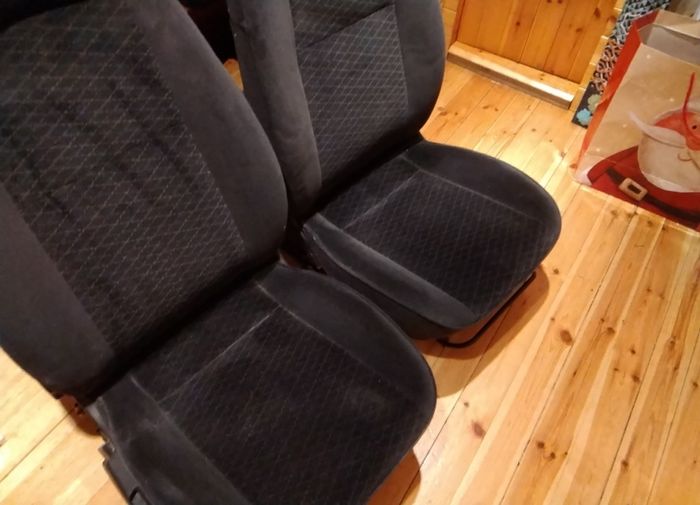 Opal Astra seats