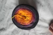 Hobbii Dahlia Cotton cake yarn 200g NEW gradient