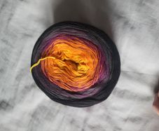 Hobbii Dahlia Cotton cake yarn 200g NEW gradient