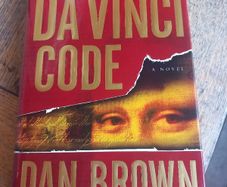 1st edition hardback USA Da Vinci Code by Dan Brown book, D18 post 8e