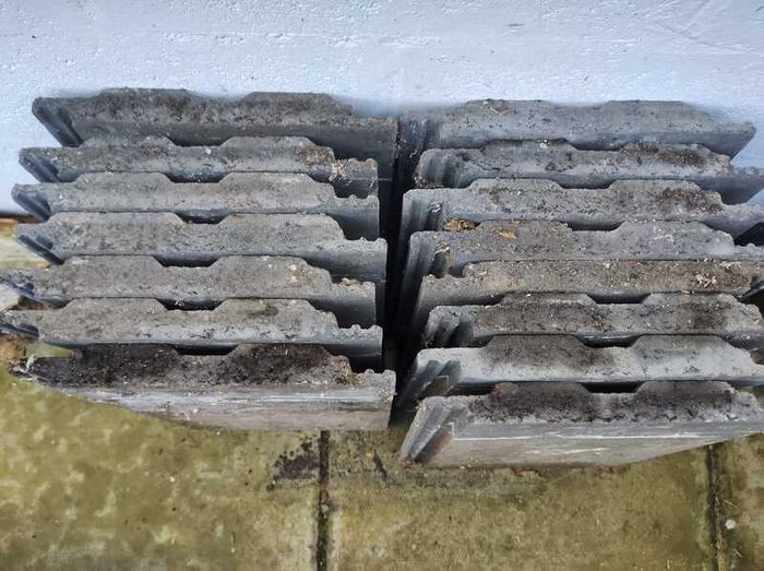 15 x lagan roof tile