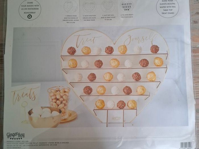 Heart shaped Treat Stand (New)