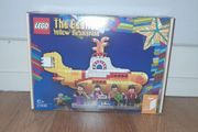 Lego Yellow submarine