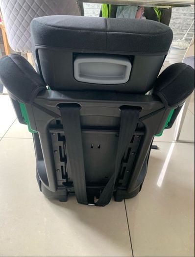 Joie car / Booster seat