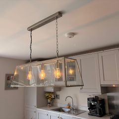 Pendant light