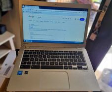 Toshiba 13" laptop chromebook running Linux