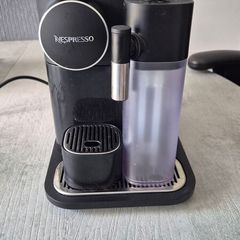 Gran Lattissima Black Coffee Machine