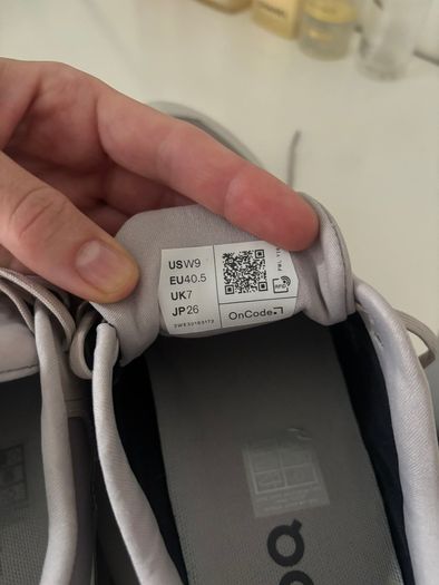 On Cloudvista 2 Waterproof Runners - Size EU 40.5