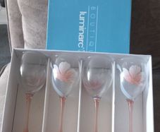 Luminarc Boutique French glasses x 12